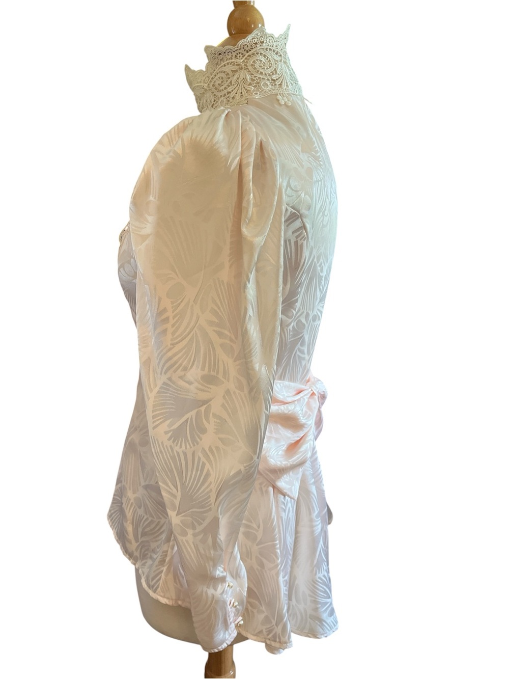 Vintage Miss Ashlee Pink & Cream Lace High-Neck Victorian-Inspired Blouse Size 6 - Picture 6 of 17